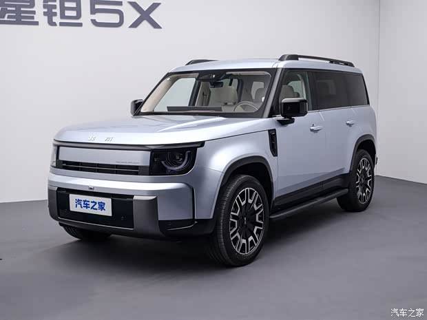 全新方盒子SUV 插混/纯电等多种动力 北京越野星钽5X实车亮相