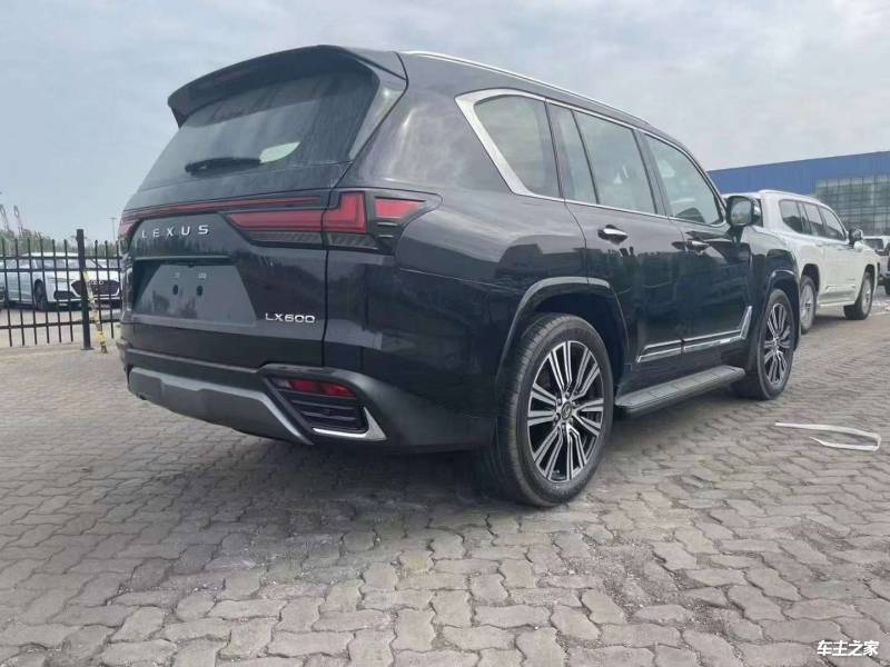详细阅读:2026款雷克萨斯LX570降价40万热销全国 展厅现车 2026款雷克萨斯LX570降价40万热销全国 展厅现车