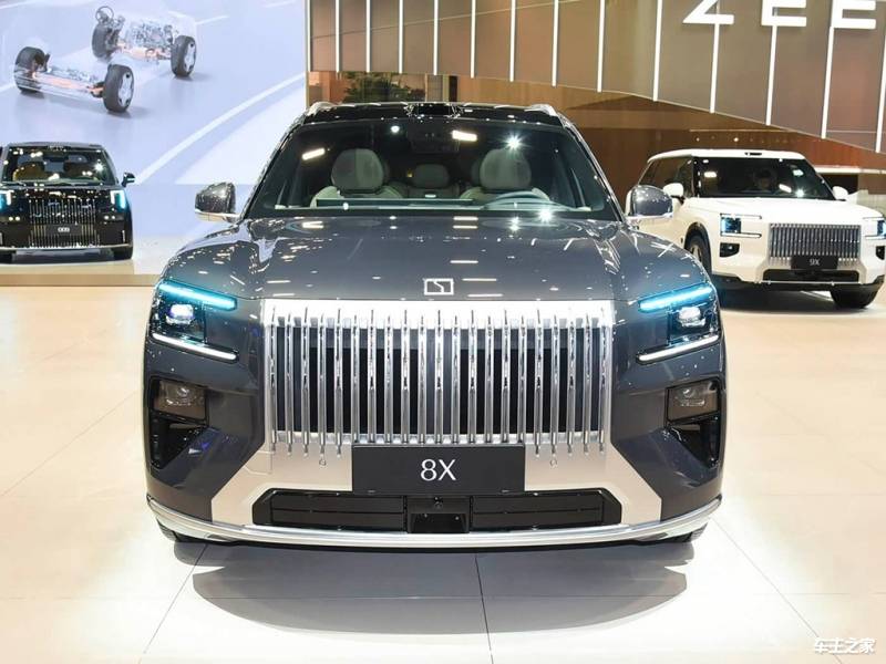 成都极氪8X最新报价35.68万起 暂无优惠
