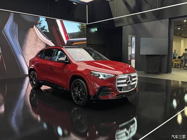 2026巴黎车展：奔驰全新GLA和AMG CLA实车亮相！