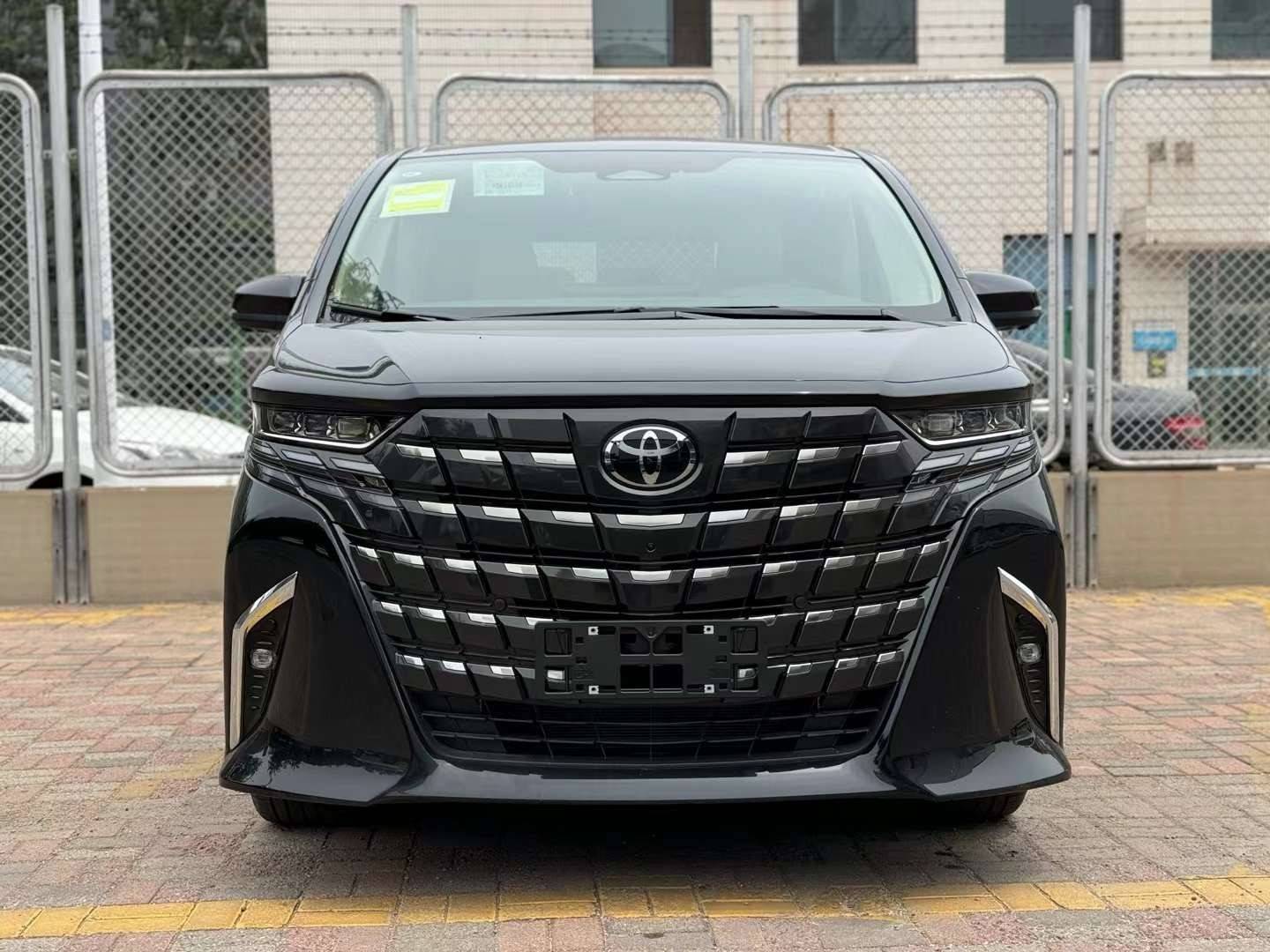 全新款丰田埃尔法现车报价参数行情 哪里有现车