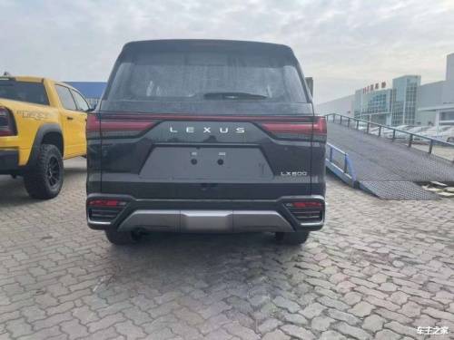 雷克萨斯LX中东版提供试乘试驾 优惠高达39万